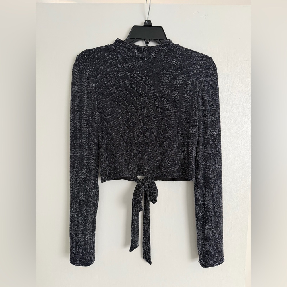 BCBGeneration Black Sparkle Cropped Tie-Back Long Sleeve Top